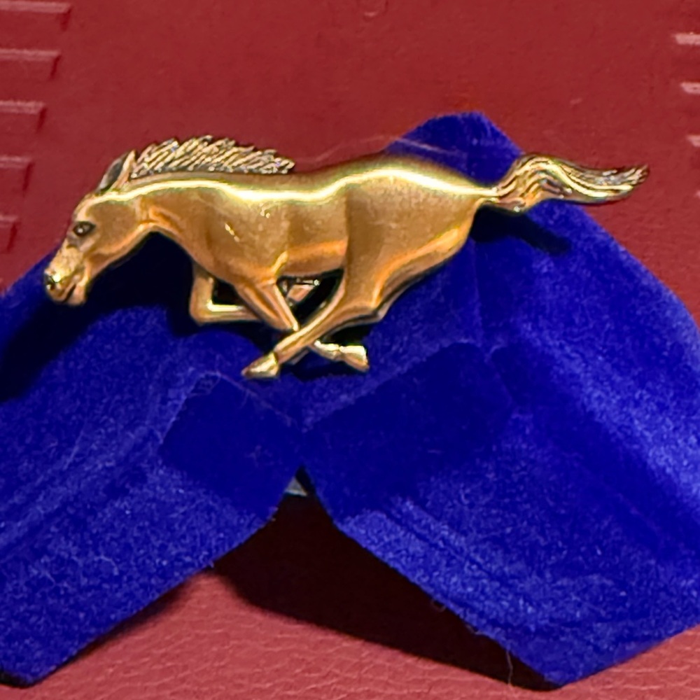 Vintage Copper Mustang pin. 50’s